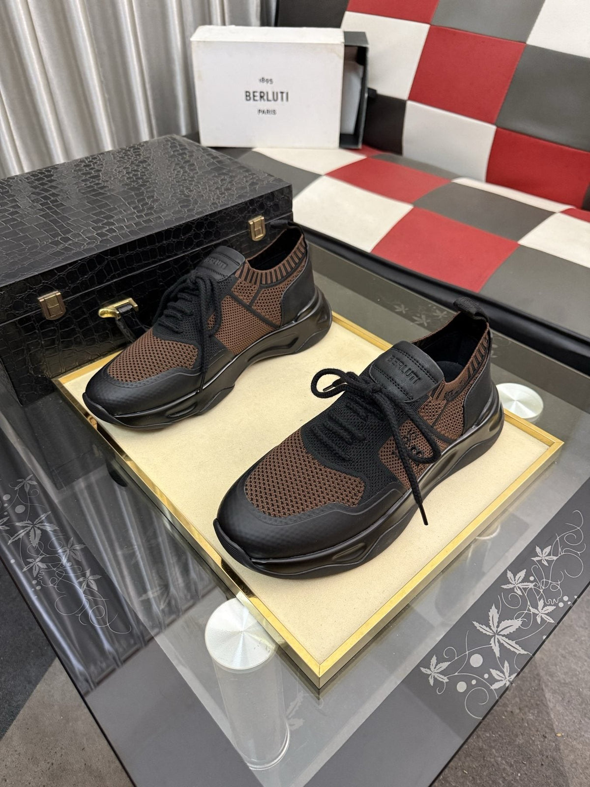 微商相册测试鞋子-Berluti Men's Mesh Low-Top Sneakers — front