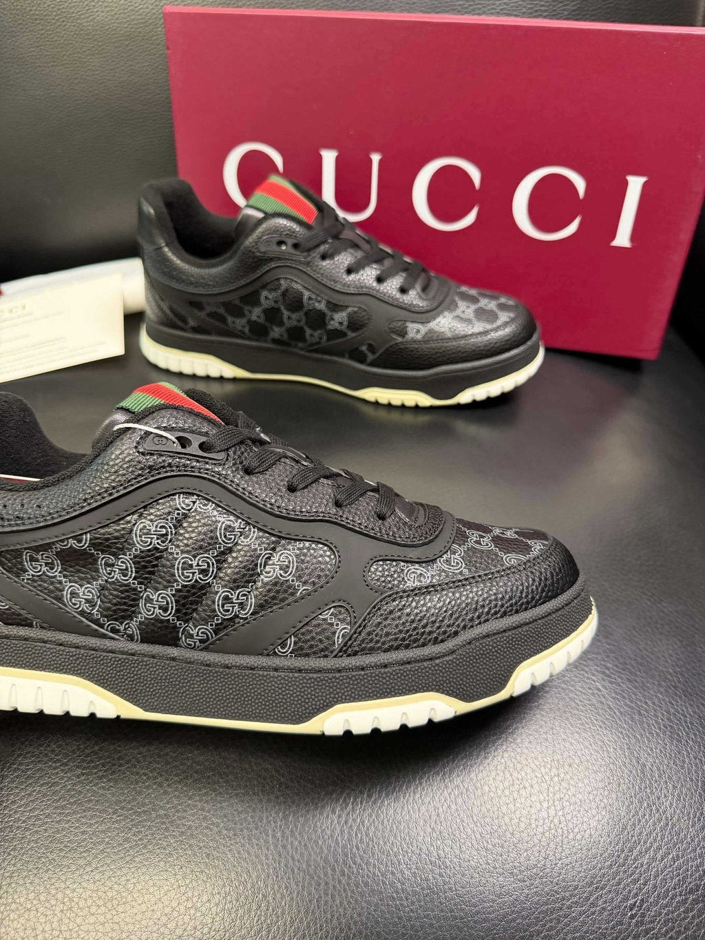 Gucci Patterned Low-Top Sneakers — detail