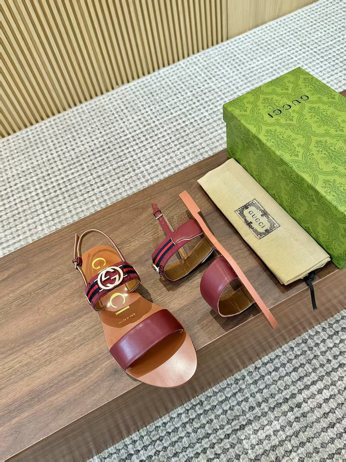 Gucci Logo Hardware Ankle-Strap Sandals — side